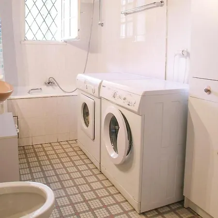 Holiday home Amazing In With 4 Bedrooms And Wifi